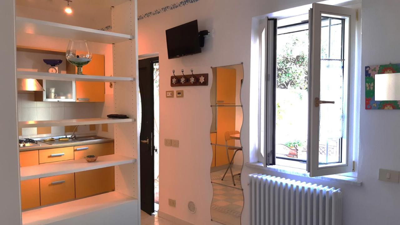 Villino San Martino 350M Dal Mare With Covered Parking Viareggio Exterior foto