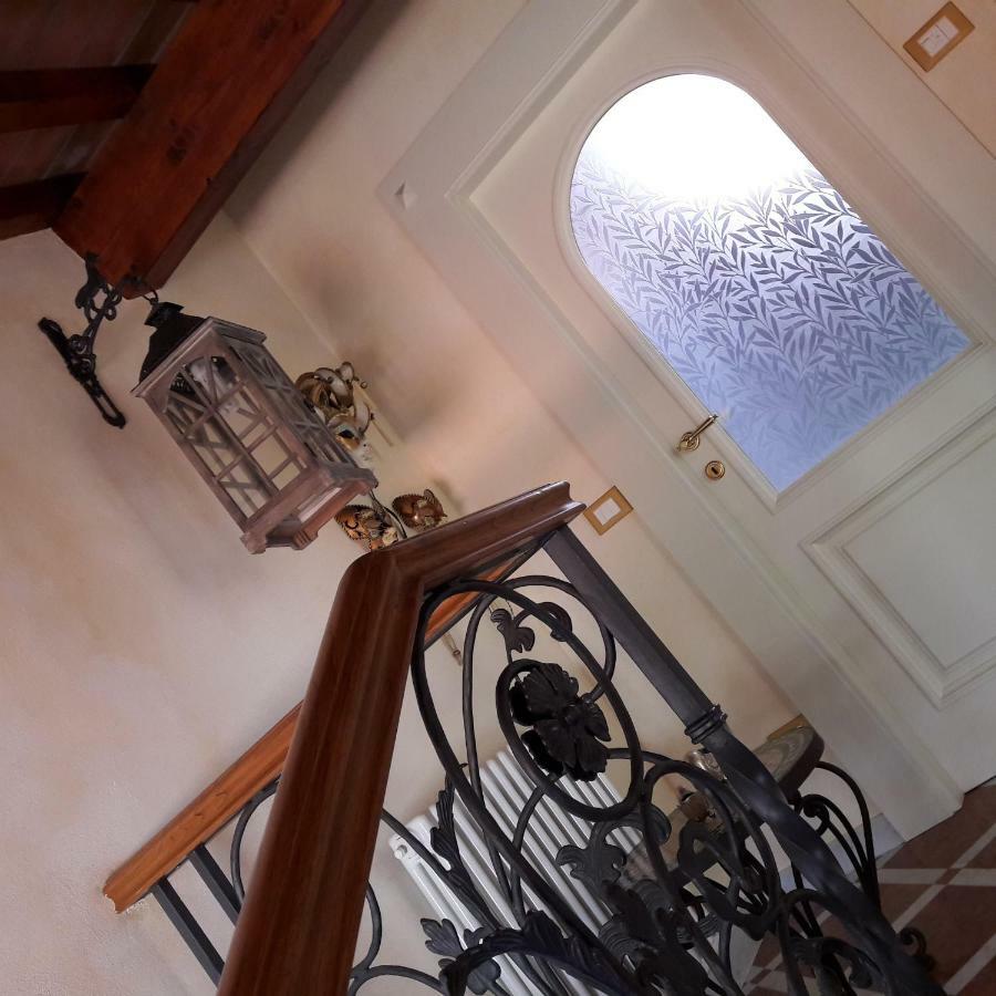 Villino San Martino 350M Dal Mare With Covered Parking Viareggio Exterior foto
